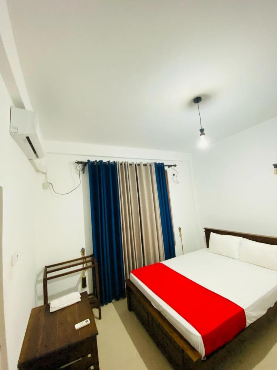 Silverline Guest House Anuradhapura Rom bilde